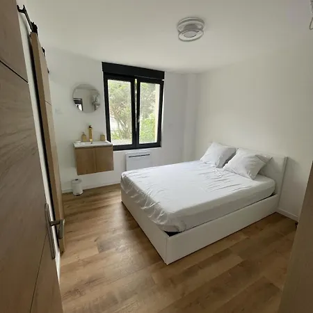 Bel Cosy A 80m De La